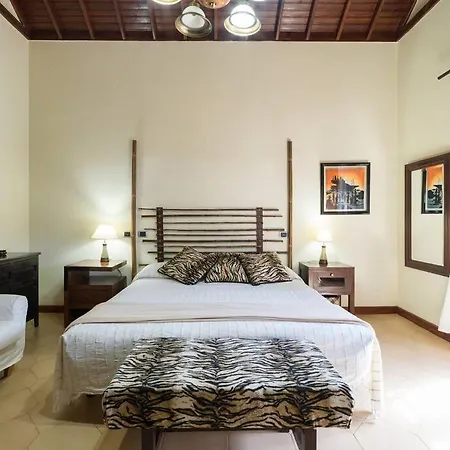 With Pool And Sea Views In Banana Plantation By Canaryscape Villa